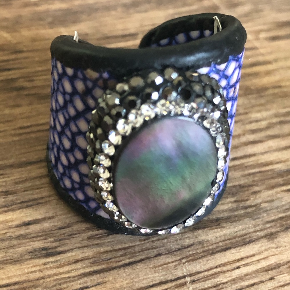 Abalone leather ring